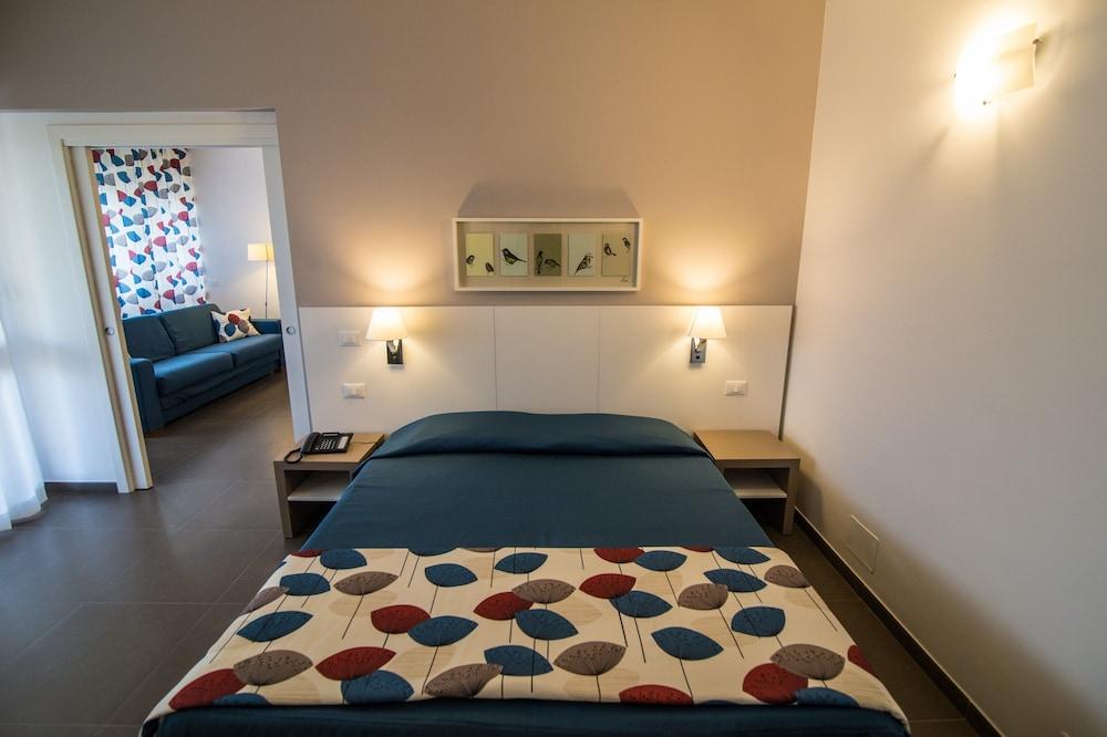 Apartahotel Marbela & Palermo
